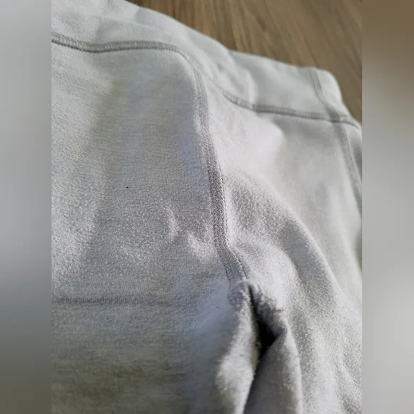 Ivivva Light Gray Leggings - Picture 4 of 5